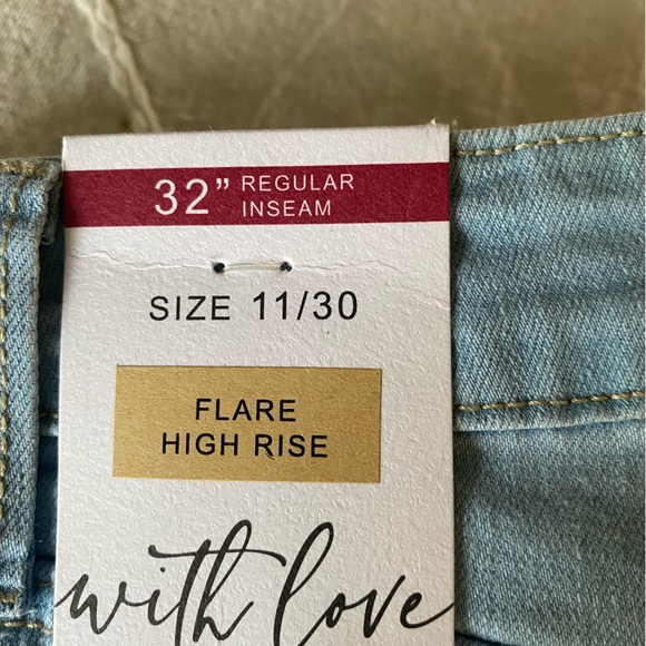 YMI Jeans - Picture 4 of 4